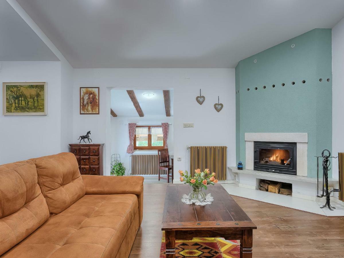 Holiday Home Country House D&D By Interhome Pula Exterior foto
